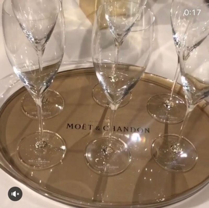 Moet Serveringsfat gull
