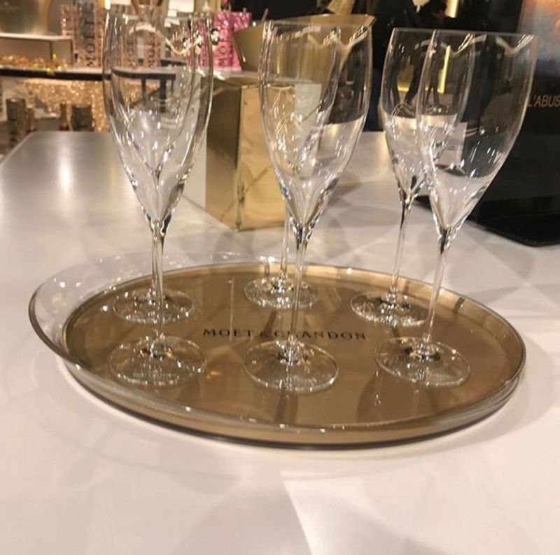 Moet Serveringsfat gull